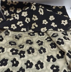 Reversible Flower Fabric 1 Yd Gold Black Jacquard 58″ Width Upholstery Pillows