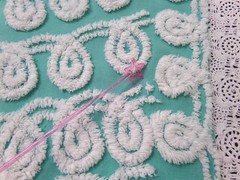 Soothing White Curly Loops Jade Vtg Chenille Bedspread Fabric 15″ x 19″ Piece
