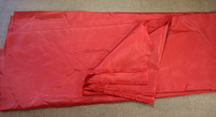 RED POLYESTER LINING FABRIC : Bolt 49″, L= 3 YARDS