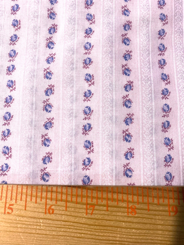 Vintage cotton polyester blend fabric/blue floral stripe on light pink 34″ x 44″