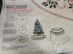 VTG Daisy Kingdom Holly Peppermint Tree Skirt or Tablecloth Fabric Panels