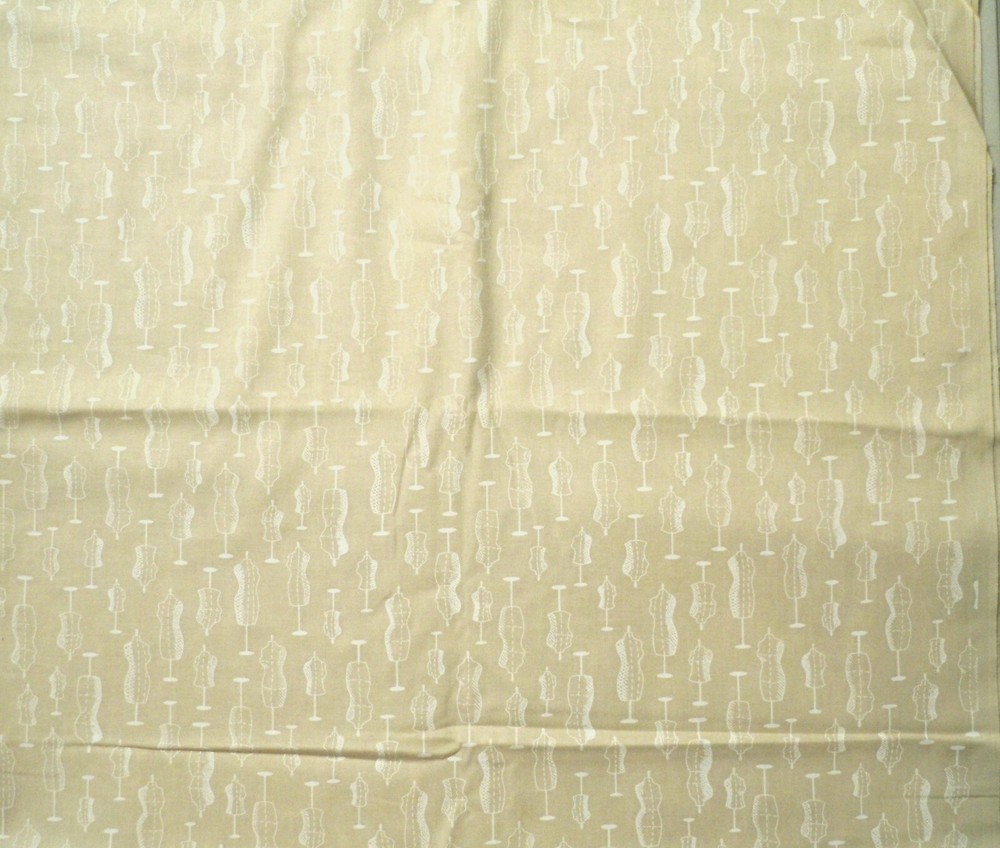 Fabric Traditions Dress Forms Mannequins #2448 Vintage 1996 3 Yard Piece