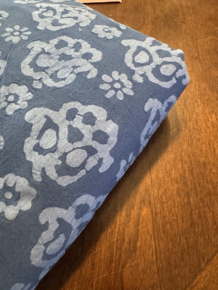 NEW Blue Flowers Hand Dyed 100% Cotton Batik Fabric BY THE YARD 38″ WIDE