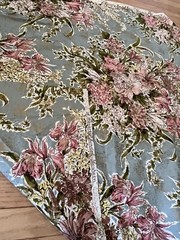 Waverly Bonded Fabric Charleston Gardens Flower Bouquets With Gold Accents 2 yrd