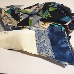 1 Pound 1 Ounces Cotton Print Fabric Quilt Scraps Leftovers Triangles V