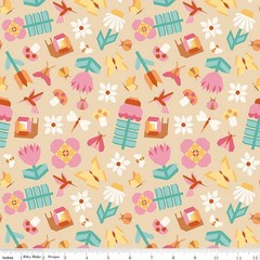 Fat Quarter Riley Blake “Patchwork” Main Vanilla Quilt Cotton
