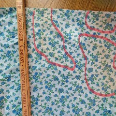 Vintage 60s Blue & White Cotton 5 yds Floral Grid Pattern 37W x 182L Lightweight