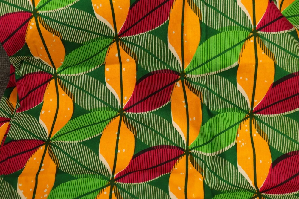 108″L x 44″W HiTarget Fabric Veritable Guaranteed Wax Block Print Orange Flowers