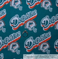 BonEful Fabric FQ Cotton Quilt MLB NLB USA VTG All Sport Team Logo Baseball Kid