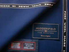 100% SUPER 130’s WOOL SUITING FABRIC IN Navy MADE IN Huddersfield England– 3.4 m