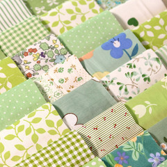 300 Mini Charm Green Floral Cotton Fabric Precut Squares Patchwork Quilting DIY