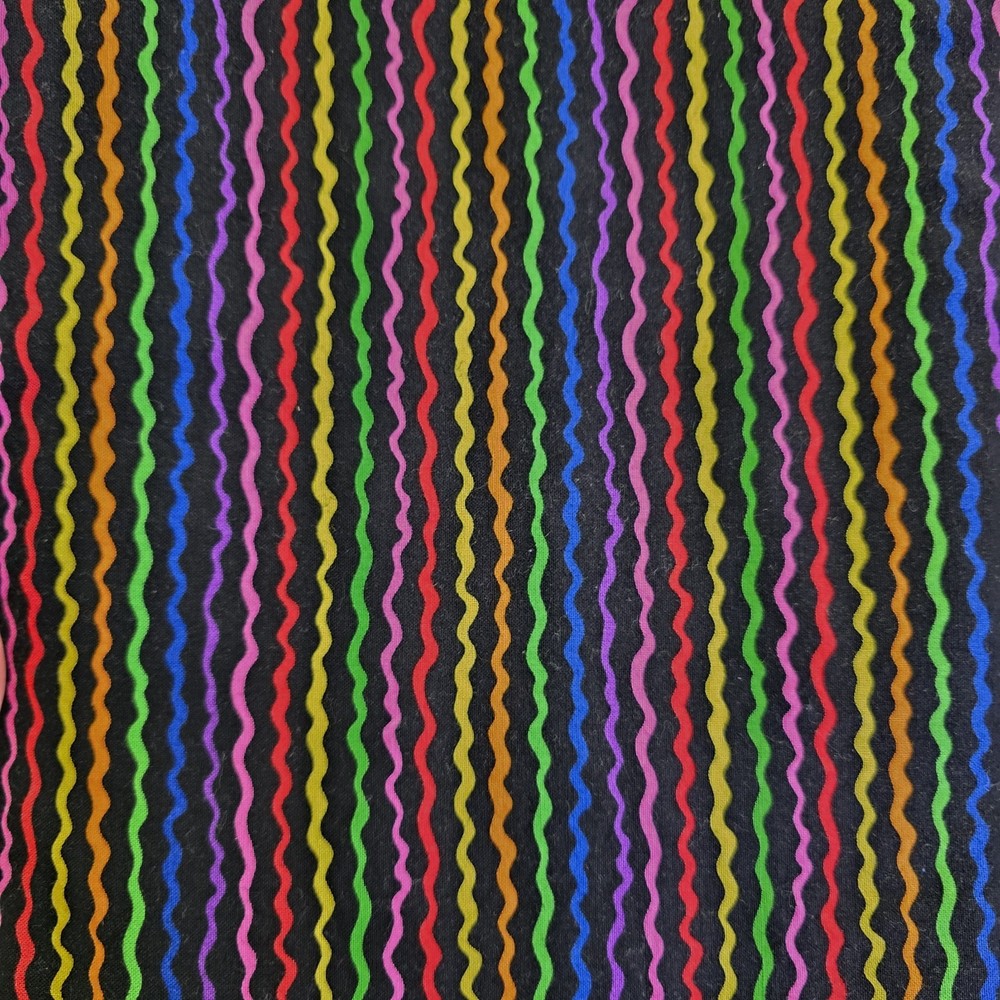 4 yd Possibilities by Avlyn Green Colorful Wavy Stripes Cotton Fabric 146×43″ 63