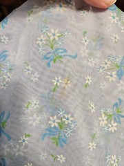 VTG SHEER BLUE FABRIC FLOCKED WHITE FLOWERS DAISY BOUQUET BY THE HALF YARD