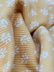 Yummy RIB 2×1 Knit Print 95% Polyester 5% Spandex 58/60″ Fabric By The Yard