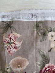 Gold Fabrics Incorporated With Gorgeous Rose And Floral Pattern 58x108inches