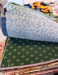 Fabric Quilting Squares 4×4 Lot 1lb 1oz Cotton Calico Prints Scraps Patchwork