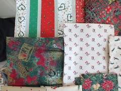 20 pieces 2.5 lbs CHRISTMAS cotton quilt fabric 1/2 yd & under approx 7 yards
