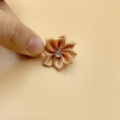 Ximimark 100 pcs Mixed Colors Fabric Flowers, DIY Headwear Costume Accessory