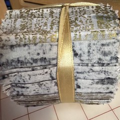 Jelly Roll 2.5 X 42” Gray With Gold Metallic Cotton Roll