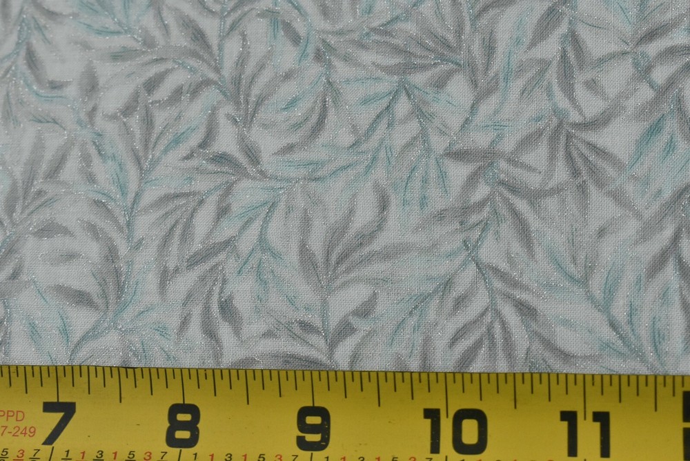 By 1/2 Yd, Gray & Green with Silver Sparkles Quilt Cotton/Hoffman/Windsor,P7105
