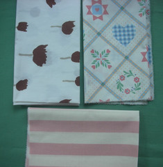 VTG UPCYCLED FLORAL BED SHEET FAT QUARTERS 18 X 22 LOT 20 COT/POLY CRAFT SEWING