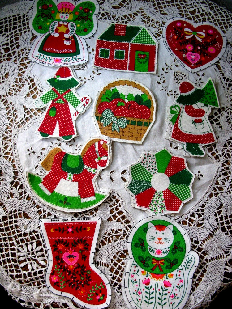 Crafts Cotton Christmas Fabric Appliques, Ornaments Doubles x8 Singles x2 1980’s