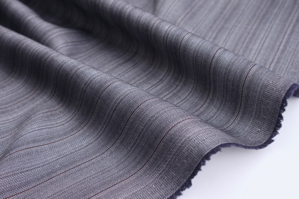 Lanificio Cerruti 130’s Wool Suiting Fabric Gray Brown Stripe Herringbone 5.75m