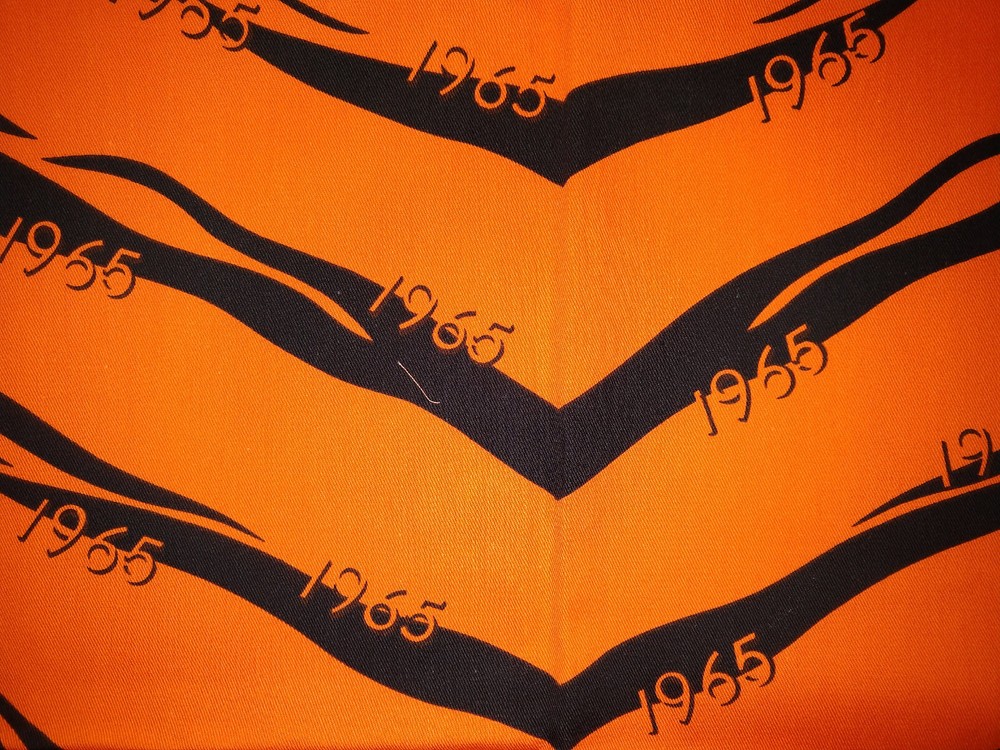 1 3/4 YARDS x 58″ Vintage Fabric TIGER STRIPES Class of 1965 – Orange/Black