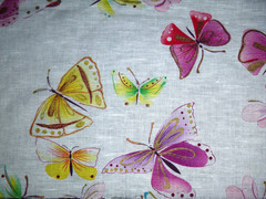 Vtg JoAnn Fabric Off‑White Cotton MOD Butterflies w/ Metallic Gold 54″x 1.5+ yd