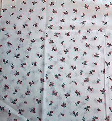 VTG Sweet Tiny Strawberry Clusters on White Dolls,Quilting & Crafts 22″X18″