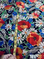 VTG Poppy Daisy & Blue Multicolored Florals Silky Polyester 45″ X 76″=2 yd 4″