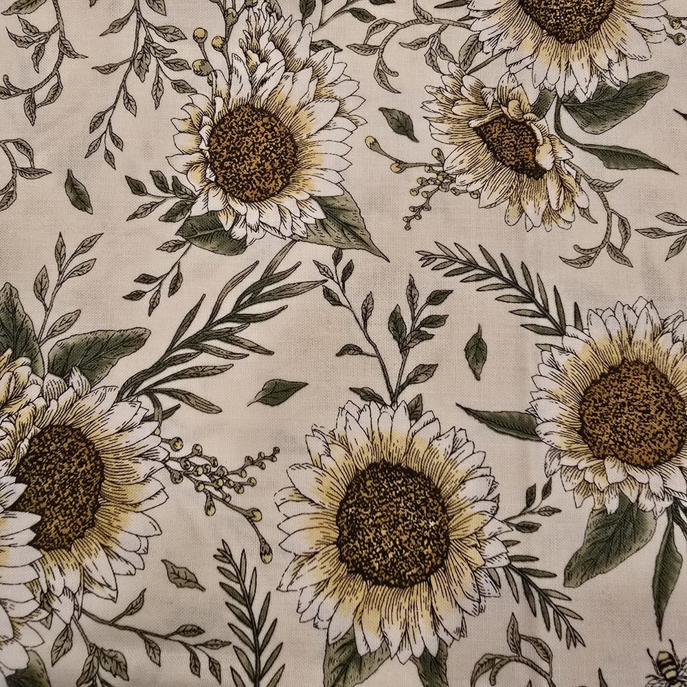 New, Unwashed Timeless Treasures Fabrics Of SoHo Sunflower And Bee Pattern
