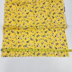 Vtg AvLyn Cotton Quilting Fabric 1.11 Yards 40×44″ Yellow Schnauzer Terrier Dogs
