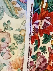 Teflon Polished Finish Fabric Floral Fruit Large Scale Stanley King Vintage B