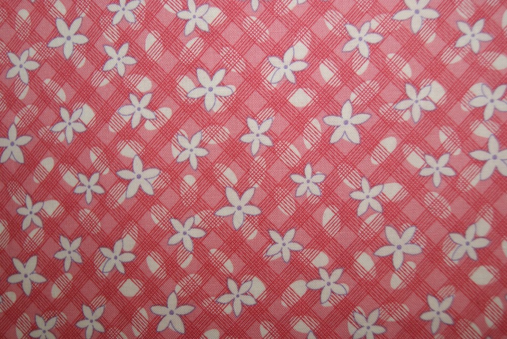1 Yd Aunt Grace Judie Rothermel Marcus Bros Pink White Flowers Quilt Top Fabric