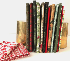 14 PIECE, 14.25 YARD – CHRISTMAS QUILTING CRAFT COTTON FABRIC LOT – ALMOST 5 LBS