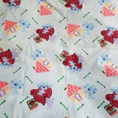 Blues Clues Fabric 2001 Viacom HEMMED-LIGHT FOLD FADE SEE DESCRIPTION 72″ x 42″