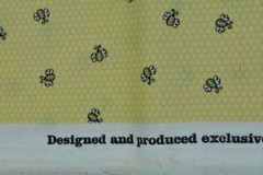 By 1/2 Yd, Vintage, Honey-Bees on Yellow Honeycomb Quilt Cotton, Jo-Ann, P7733