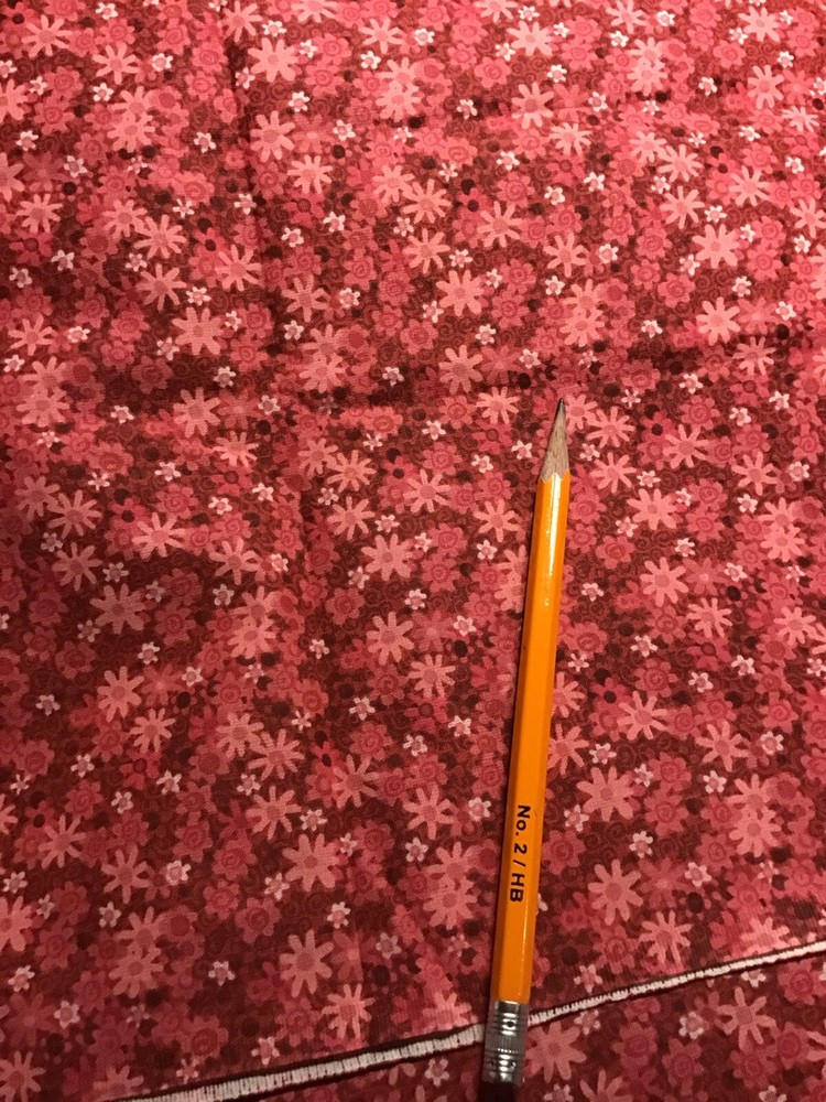 100% COTTON FABRIC REMNANT ALLOVER FLORAL PINK TO ROSE
