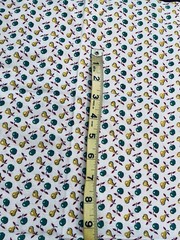 VTG `50`s Pear & Apple Yellow Green & Red Fruit Print on White 26″x20″