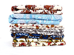 100Pcs Mix Charm Pack Cotton Squares Patchwork Quilting Fabric Bundle Scraps Lot