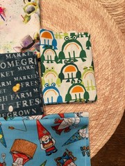 CURATED ANIMAL-THEMED QUILTER’S COTTON PIECES OF FABRIC