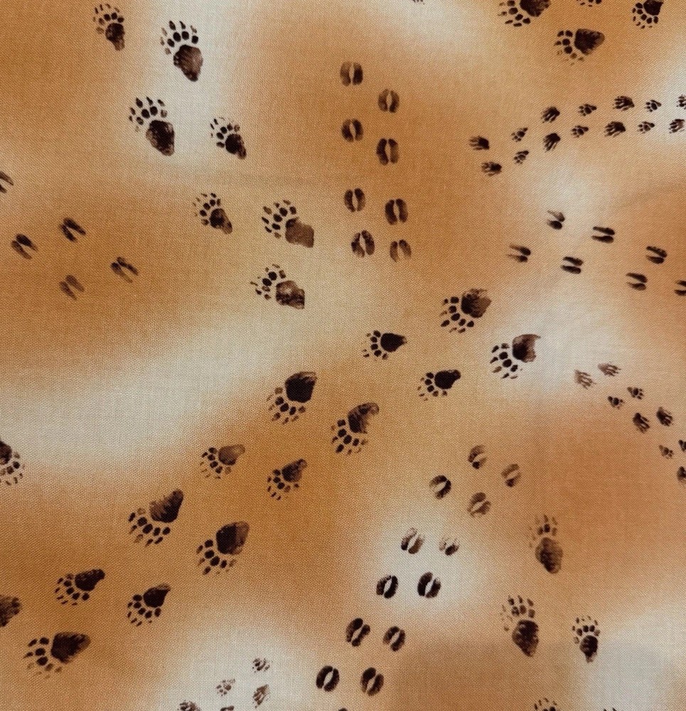 Vintage Fabric Animal Tracks Bear Deer Paw Foot Prints Hancock Fabrics 75×43