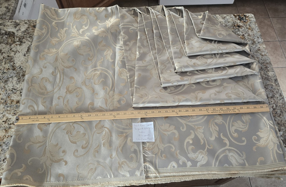 Damask Jacquard Brocade Vine Fabric 118″ 10 1/2 Uncut Yards Pale Green Gold