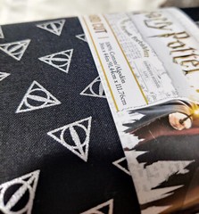 HARRY POTTER FABRIC ART BLACK & Silver 100% COTTON ; 1 YARD CUTS 36x44in NEW