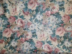 3 1/2 YARDS HOUSE ‘N HOME FLORAL FABRIC ~ UPHOLSTERY / DRAPERY