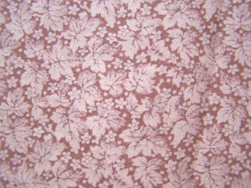 2 yds maroon cotton quilt fabric No selvages #1739