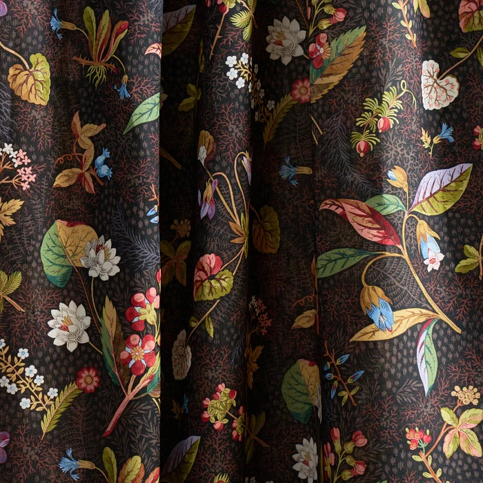 SCHUMACHER CURTAIN/UPHOLSTERY FABRIC Blackwell 4.4 METRES NOIR BACKCOATED