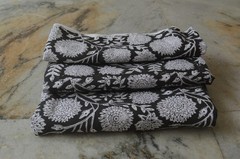 Black & White Hand Block 5 Yard 100%Cotton Fabric NO TARRIF CHARGES 100%✅ZK_391