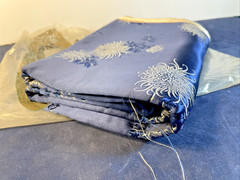 Vtg 1950s Harilela’s Hong Kong Silk Blend Brocade Fabric Blue Silver 5 Yards NOS